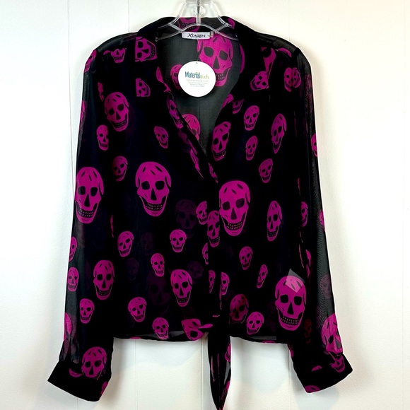 Xtaren Tops - Black and Hot Pink Skull Print Semi Sheer Tie Front Top Size L